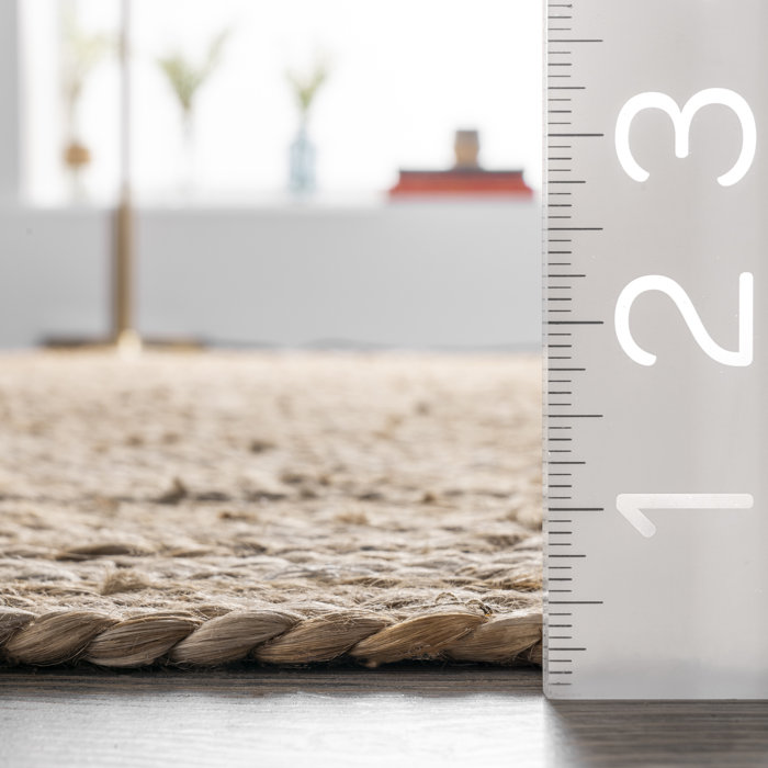 Rosecliff Heights Santibanez Handmade Hand Braided Jute/Sisal Tan